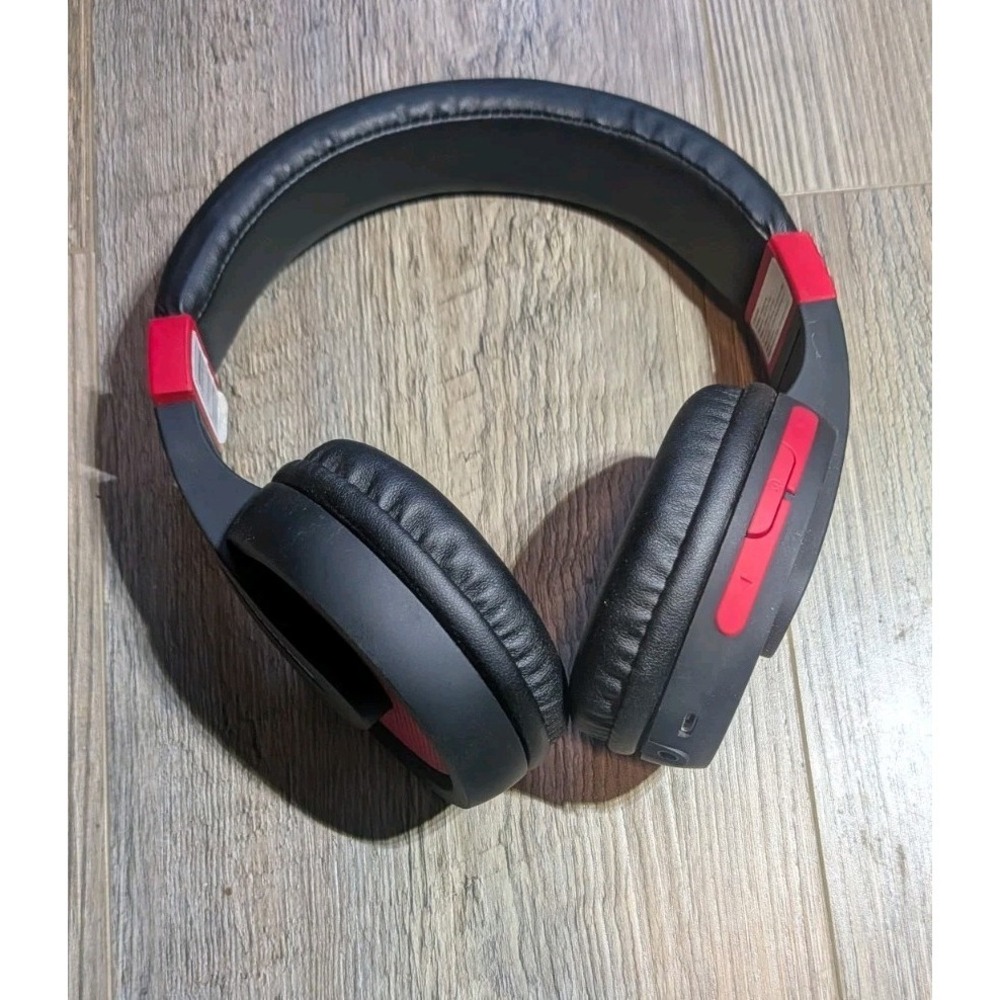 Sylvania Voice Controlled Smart Bluetooth Wireless Headphones Red Black Recharge